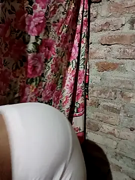 your neha22 online show from December 2025 04:40:01 AM