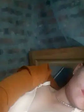 yana-zz online show from April 2026 06:12:01 PM