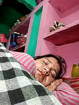 Kinjal pande online show from December 2025 12:38:02 AM