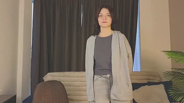 NyraVesperis online show from March 2026 03:23:02 PM