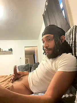 Snapshot of bigdickpapi19 chatting on December 2025 08:58:01 PM bigdickpapi19 online show from December 2025 08:58:01 PM