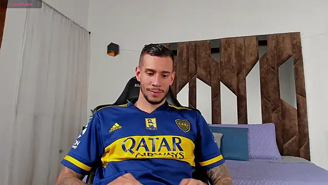 J king   online show from April 2026 09:26:02 PM