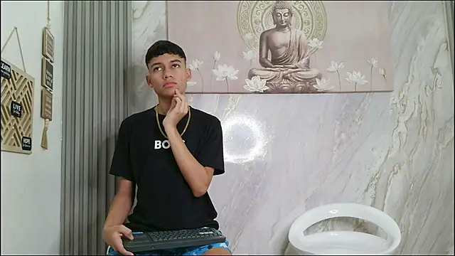 HORNY PRETTY online show from February 2026 01:29:02 PM