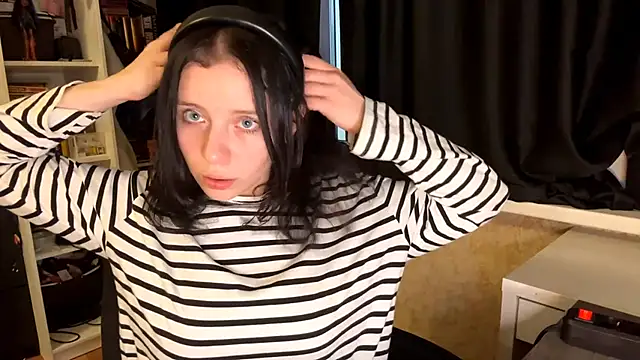 Eva blo0m online show from January 2026 06:51:02 AM