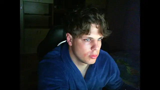 GymGuy0505 online show from March 2026 11:10:01 PM