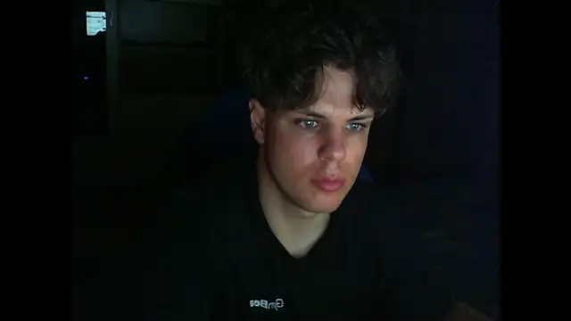 GymGuy0505 online show from March 2026 10:53:01 PM