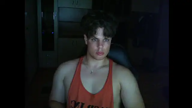 Snapshot of GymGuy0505 chatting on June 2026 09:42:02 PM GymGuy0505 online show from June 2026 09:42:02 PM