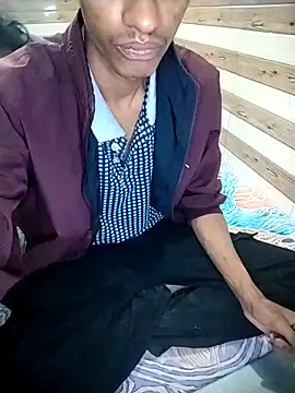 xoupleaura online show from December 2025 10:31:01 AM