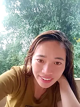 little-effy online show from May 2026 03:24:01 AM
