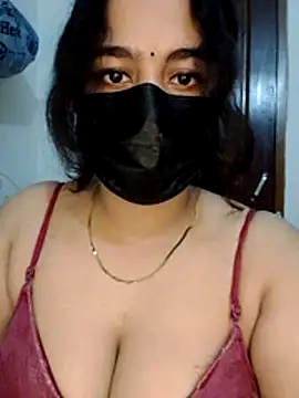 nosrat014 online show from April 2026 04:51:01 PM