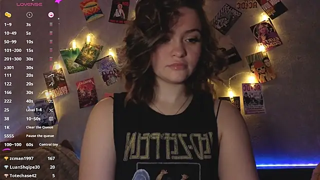 YummyTira online show from December 2025 12:51:02 AM