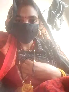 Laxmi9090 online show from December 2025 09:42:01 PM