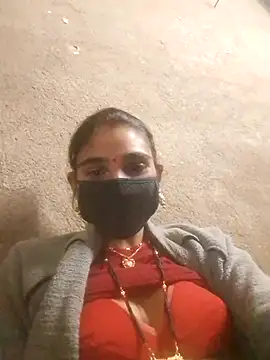 Laxmi9090 online show from December 2025 03:28:02 PM