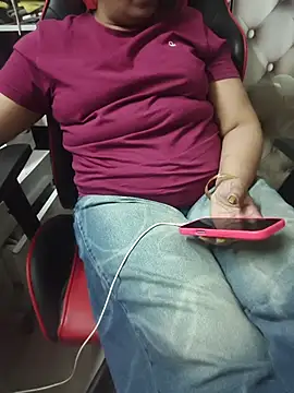 butterflyslay online show from April 2026 04:23:01 PM