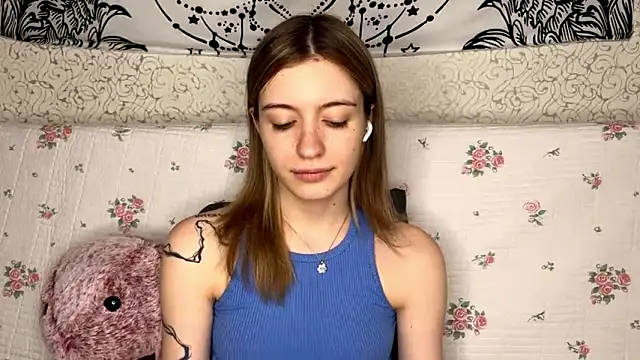 Shining Robi online show from February 2026 01:38:01 PM