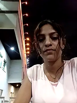 Natacha 31 online show from May 2026 11:23:04 PM