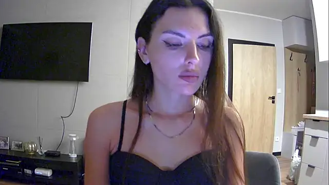 Addisonadore online show from July 2026 08:58:01 PM