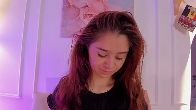 Snapshot of Amelia_Saenz_ chatting on June 2026 11:35:01 AM Amelia Saenz online show from June 2026 11:35:01 AM