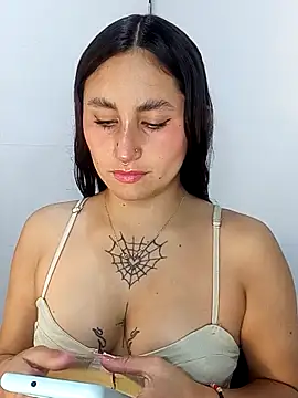 Akane hot  online show from February 2026 03:01:01 AM