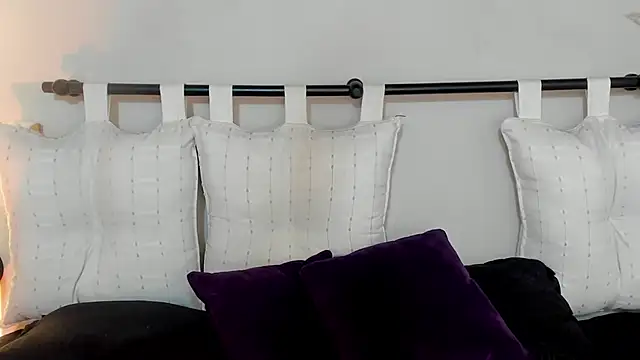 sophie blake   online show from March 2026 04:30:02 AM