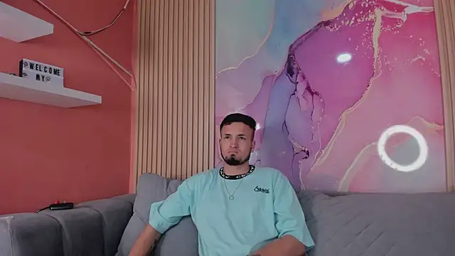 Magicsexx69 online show from December 2025 10:47:01 PM