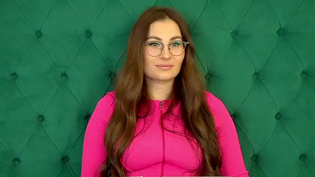 NoraFoxes online show from January 2026 05:54:02 AM