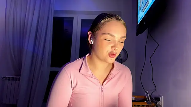 Ginnyinjeans online show from December 2025 05:41:01 PM