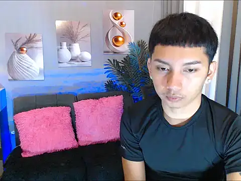 dylan hardfucker online show from February 2026 02:13:01 PM