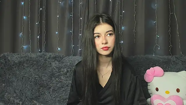 LisaColee online show from June 2026 09:06:02 PM