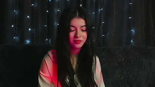 LisaColee online show from June 2026 05:39:01 PM