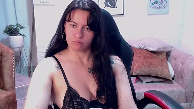 amanda rousee online show from March 2026 05:08:02 AM