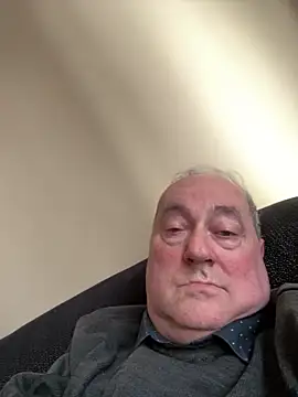 csikar online show from April 2026 12:10:01 PM