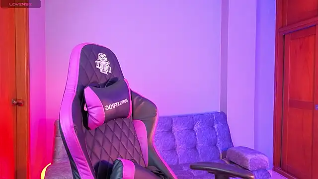 melanimorgan1 online show from February 2026 04:42:01 AM