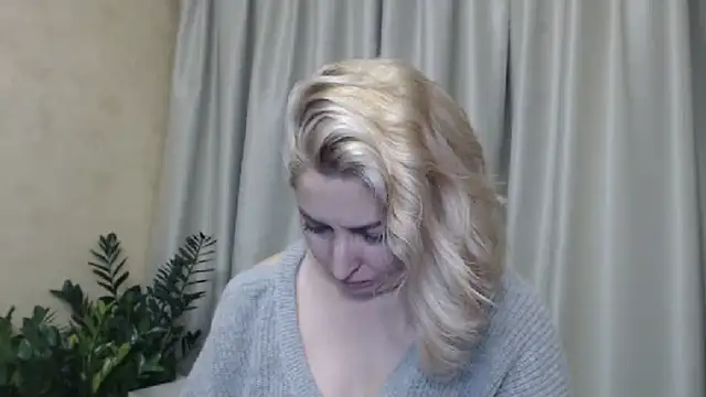 sweetpussy13 online show from December 2024 10:56:01 AM