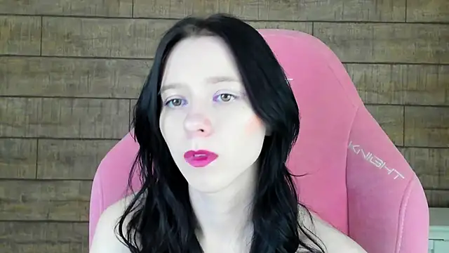 ArinaKubrick online show from April 2026 04:34:01 PM