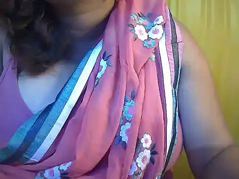 MISTI KOLK online show from April 2026 07:58:02 AM