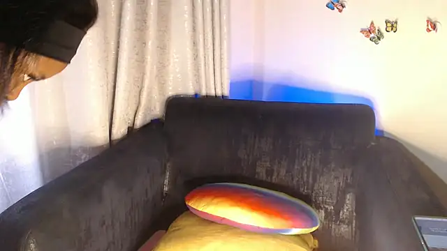 Snapshot of UzuriZahra01 chatting on February 2026 02:16:02 PM UzuriZahra01 online show from February 2026 02:16:02 PM