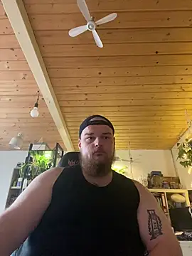 YoursxTruly online show from February 2026 10:03:02 AM