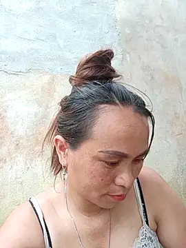ngaytho004 online show from May 2026 08:00:01 AM