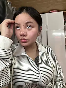 leo-kitty online show from February 2026 06:32:02 AM