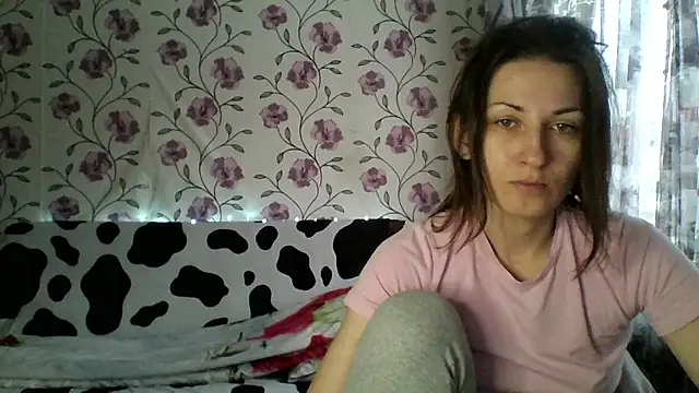 nika smily online show from December 2025 05:12:02 AM