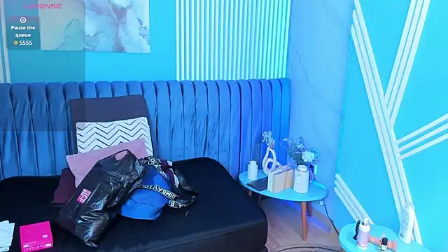 dahianeconnor online show from May 2026 11:38:01 AM