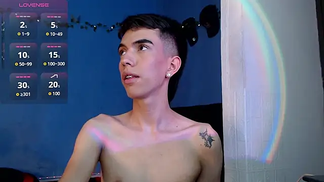 Juan Gomezz26 online show from June 2026 11:51:01 PM