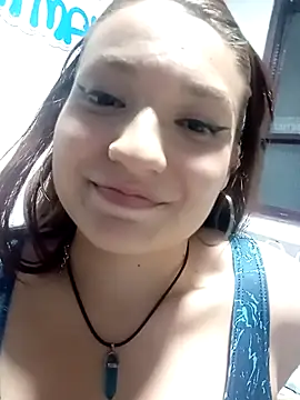 evelin  C online show from February 2026 02:11:01 AM