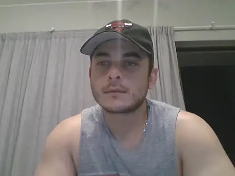 Marcelopret online show from December 2025 09:52:02 PM