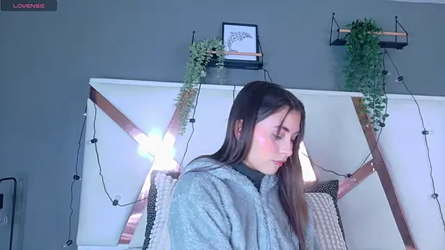 Miia Anderson online show from February 2026 12:25:01 PM