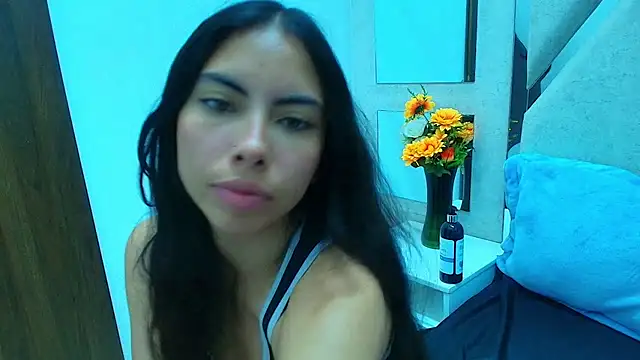 Alana Hotterr online show from March 2026 05:00:02 AM