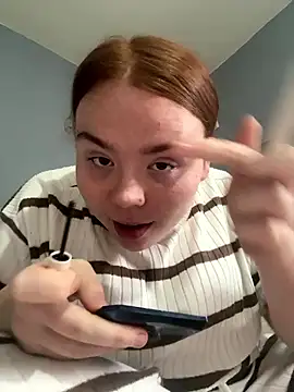 AnnieAinsx online show from January 2026 11:36:01 AM