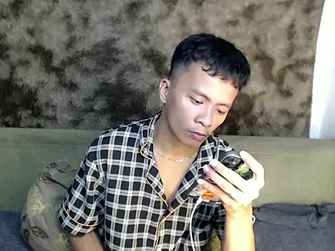 ur twinkKirk6969 online show from June 2026 02:15:02 PM