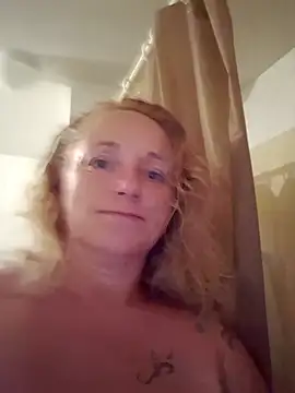 Snapshot of gailbee12 chatting on July 2026 05:20:02 AM gailbee12 online show from July 2026 05:20:02 AM